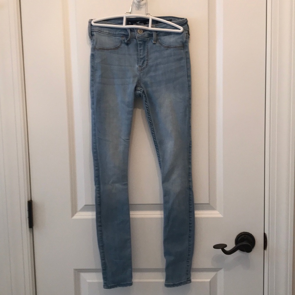 Hollister jeans